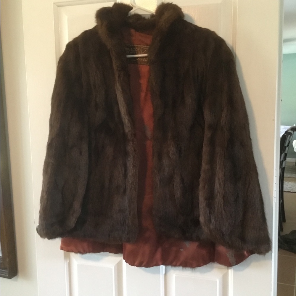 Flawless Bullocks of LA fur capelet.